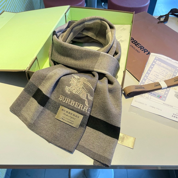 ブランドマフラー角部分ディテール